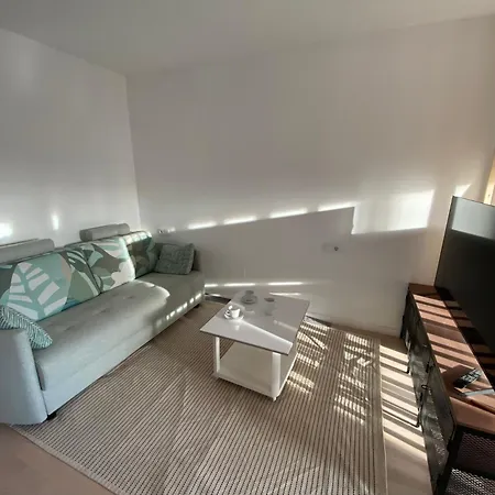 Cozy And With Parking *