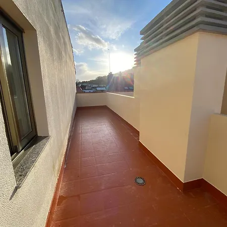 Cozy And With Parking Appartement